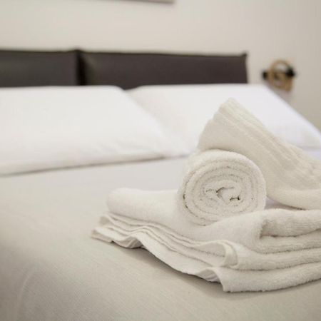 Bianca'S Rooms Trani Exterior photo